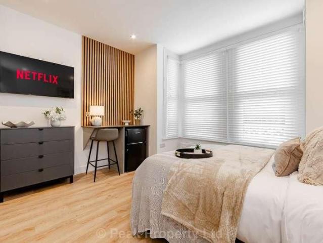 House for rent in Alton Barnes, Essex