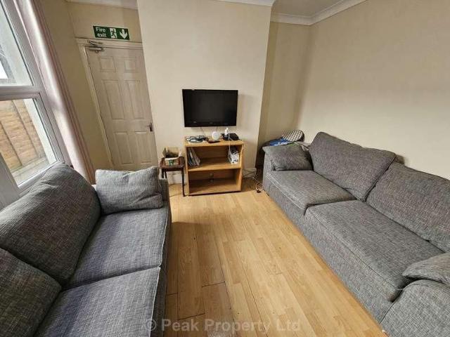 House for rent in Alton Barnes, Essex
