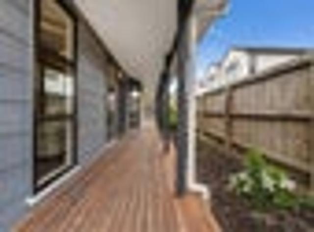 House for sale in Chaslands, Canterbury
