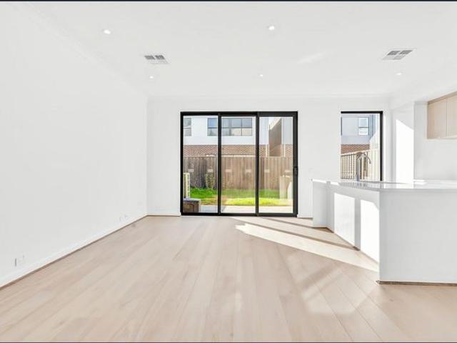 House for rent in City Of Port Adelaide Enfield, Horseshoe Creek