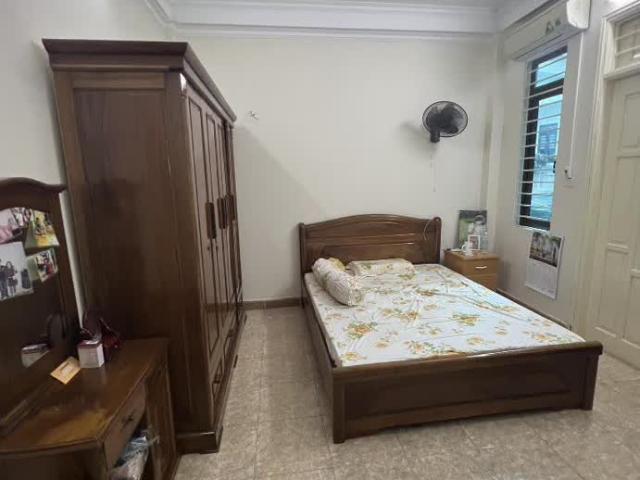 Nhà mặt phố bán tại Hoàn Kiếm, Hà Nội