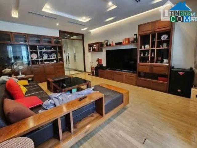 Nhà bán tại Hoàn Kiếm, Hà Nội