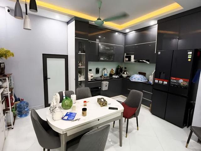 Nhà bán tại Hoàn Kiếm, Hà Nội
