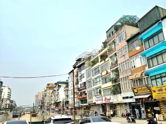 Nhà mặt phố bán tại Hoàn Kiếm, Hà Nội
