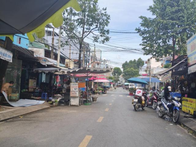 Nhà mặt phố bán