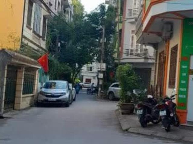 Nhà mặt phố bán tại Hoàn Kiếm, Hà Nội