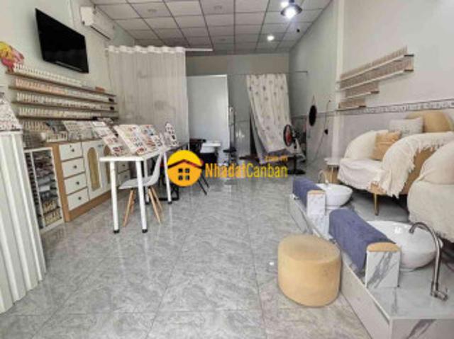 Nhà mặt phố bán