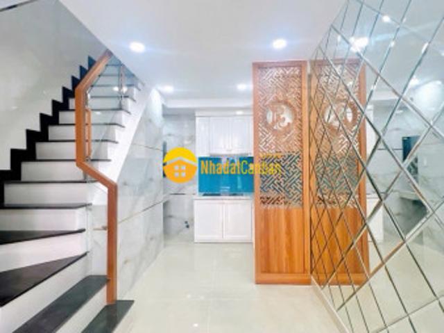 Nhà mặt phố bán