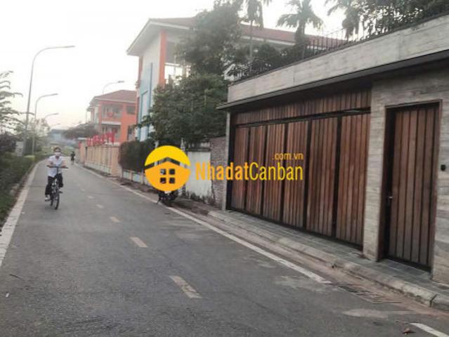 Nhà mặt phố bán