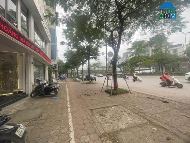 Nhà mặt phố bán tại Hoàn Kiếm, Hà Nội