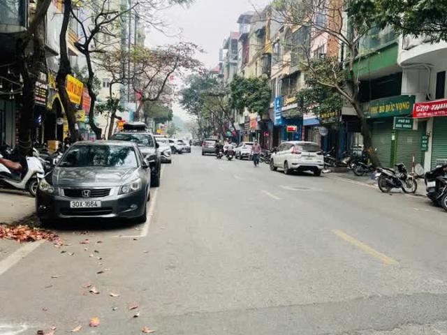 Nhà mặt phố bán tại Hoàn Kiếm, Hà Nội