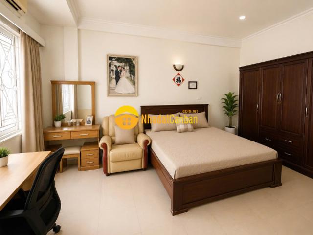 Nhà mặt phố bán