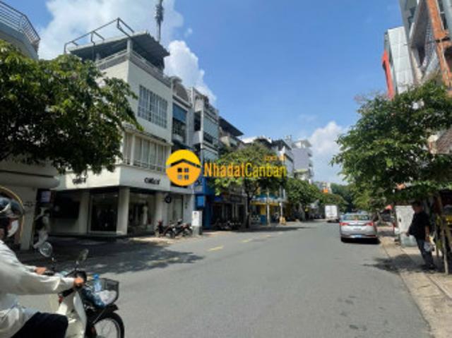 Nhà mặt phố bán