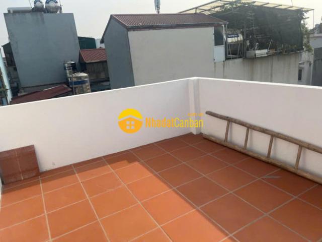Nhà mặt phố bán