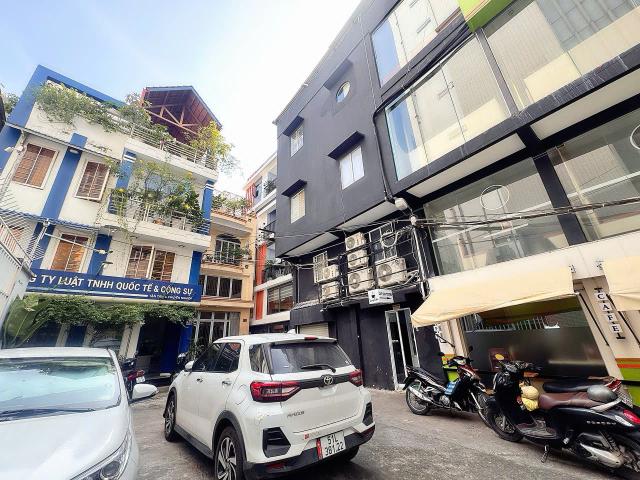 Nhà mặt phố bán