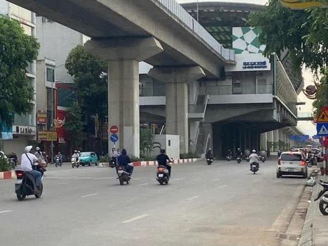 Nhà mặt phố bán tại Hoàn Kiếm, Hà Nội