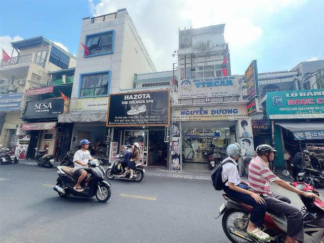 Nhà mặt phố bán