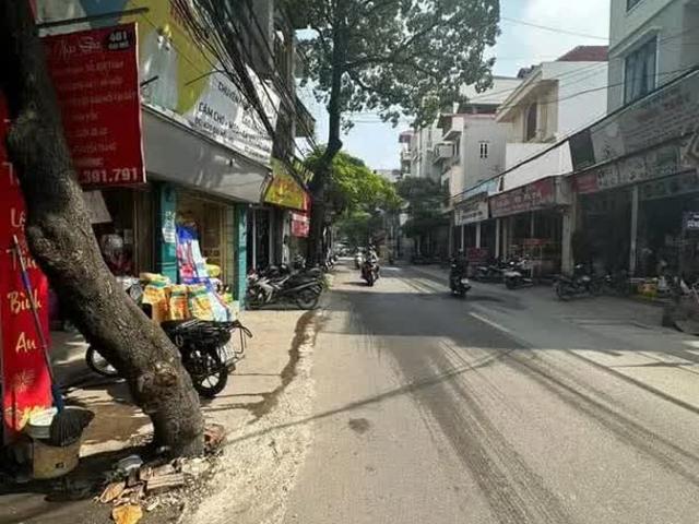 Nhà mặt phố bán tại Hoàn Kiếm, Hà Nội