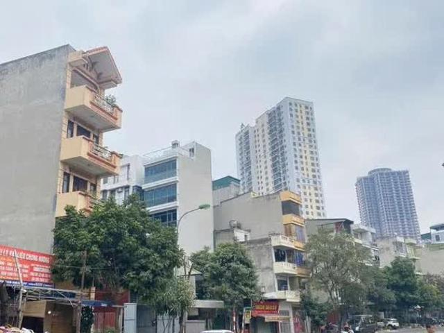 Nhà mặt phố bán tại Hoàn Kiếm, Hà Nội