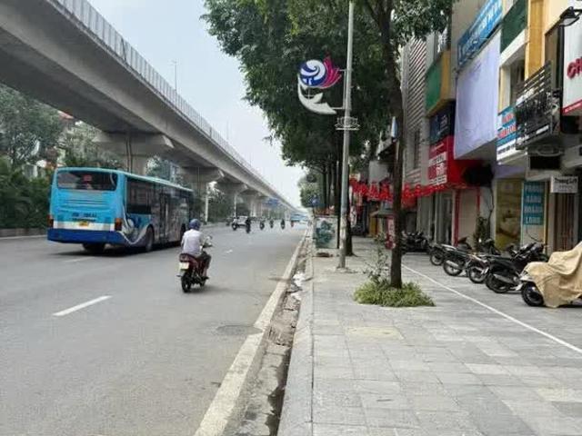 Nhà mặt phố bán tại Hoàn Kiếm, Hà Nội