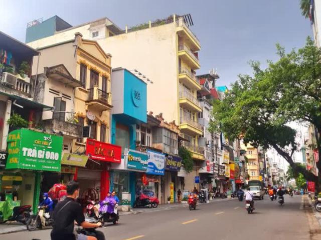 Nhà mặt phố bán tại Hoàn Kiếm, Hà Nội