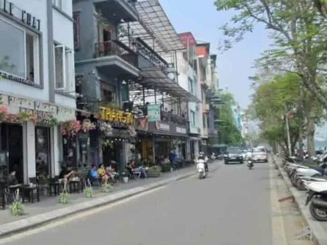 Nhà mặt phố bán tại Hoàn Kiếm, Hà Nội