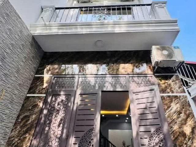 Nhà bán tại Hoàn Kiếm, Hà Nội