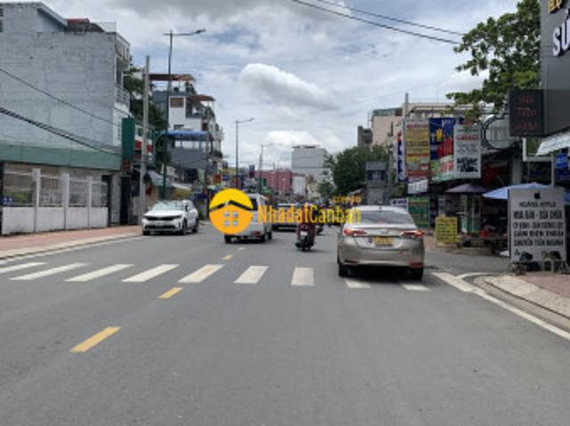 Nhà mặt phố bán