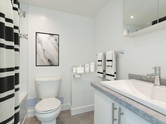 Apartment for rent in St. Leonard's, Quebec