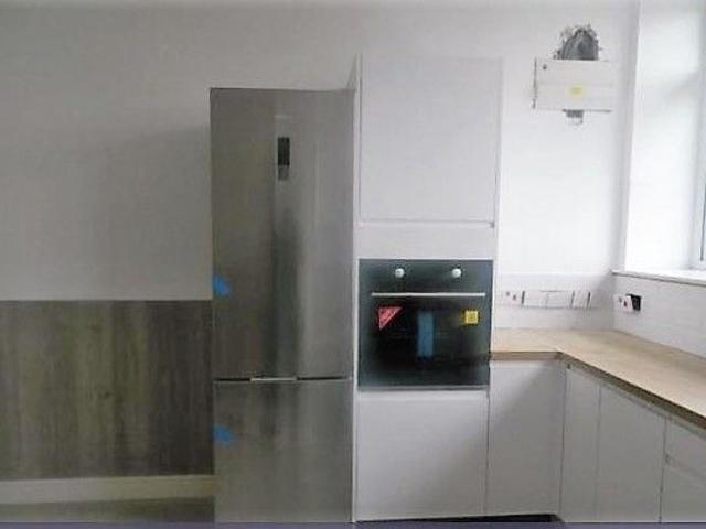 Room for rent in The Haulgh, Lee Bank