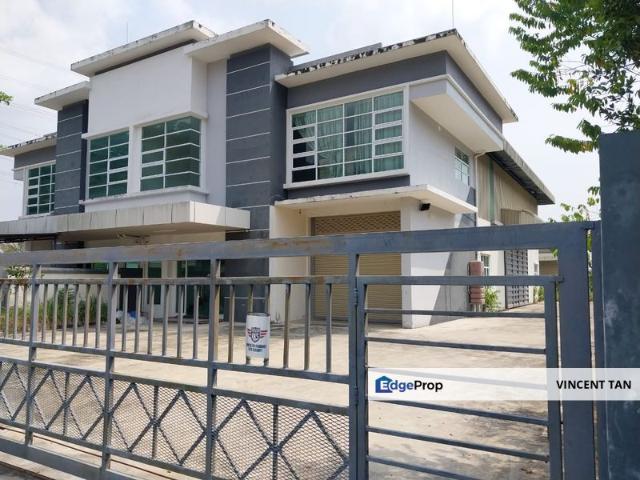 Warehouse for sale in Kajang, Langat