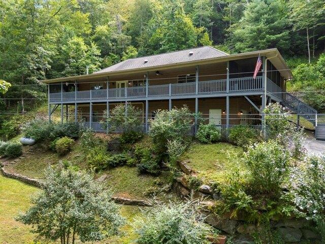 House for sale in Brasstown, North Carolina