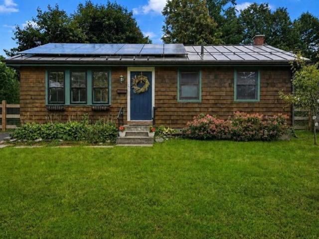 House for sale in Essex Junction, Vermont