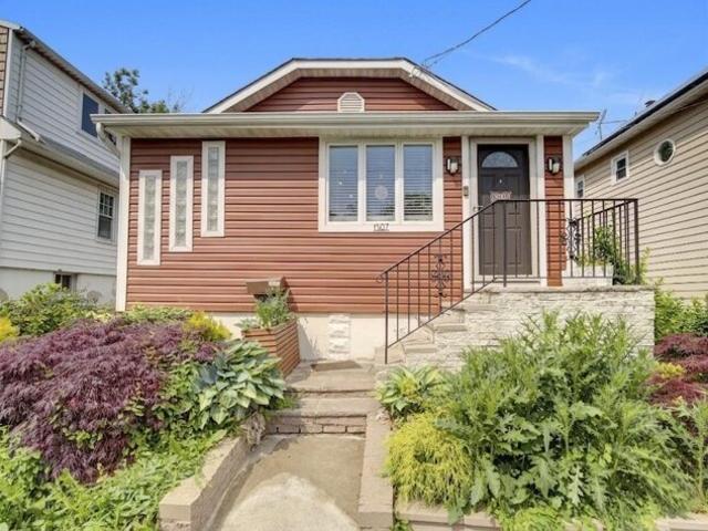 House for sale in Hillside, New Jersey