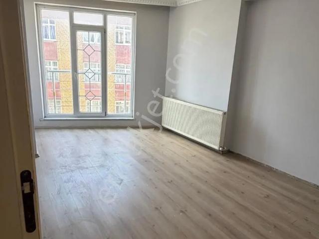 Esentepe Mahallesi, Sultangazi içerisinde kiralık mülk