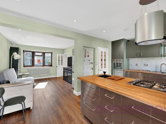 Apartment for rent in Cubitt Town, Greater London