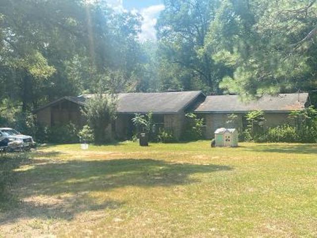House for sale in Kinston, Alabama