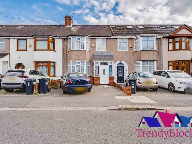 House for rent in Chadwell Heath, Greater London