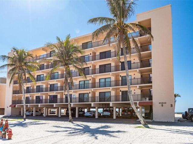 House for sale in Bonita Springs