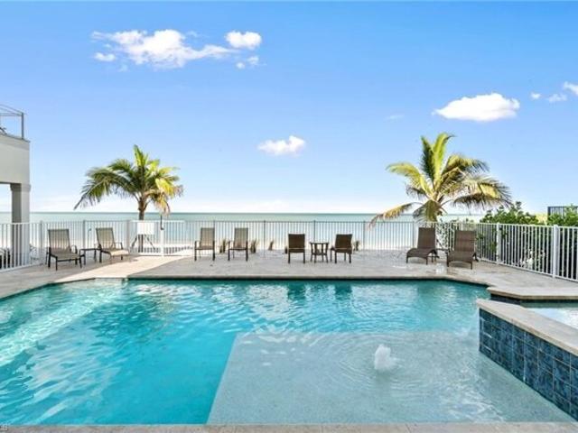 House for sale in Bonita Springs