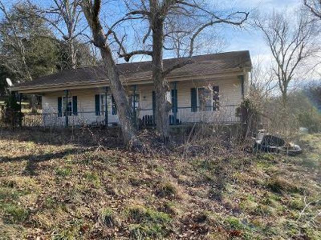 House for sale in Springfield, Kentucky