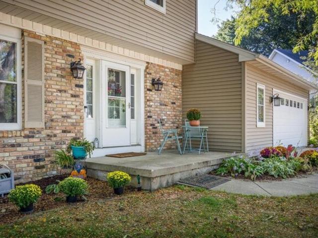 House for sale in Oregon, Wisconsin