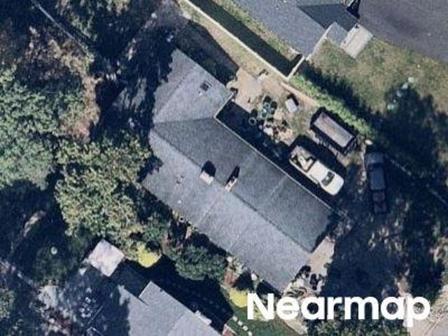 House for sale in Oakland, New Jersey