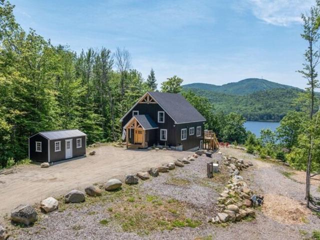House for sale in Maine