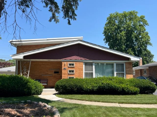 House for sale in Homewood, Illinois