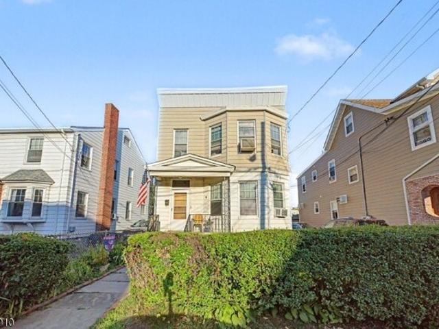 House for sale in Kearny, Hudson County
