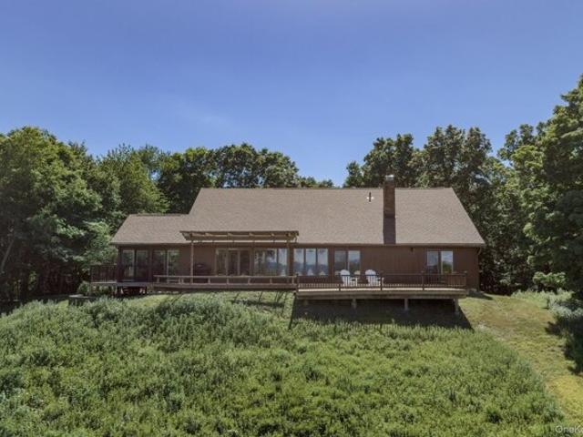 House for sale in Pine Plains, New York