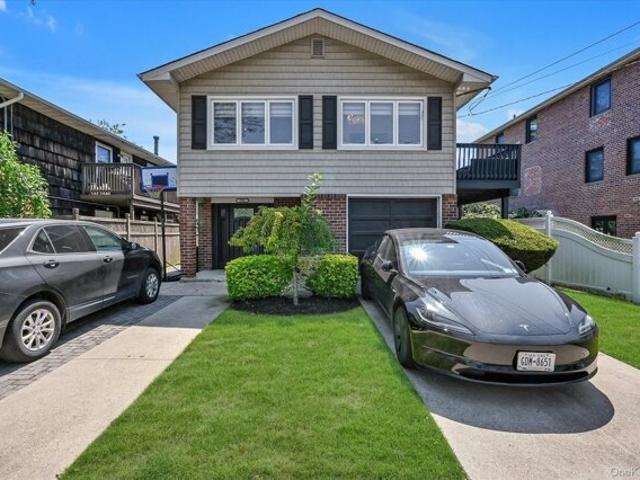 House for sale in Queens, Arverne
