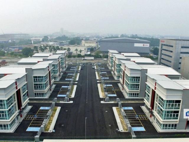 Warehouse for rent in Petaling, Alam Impian