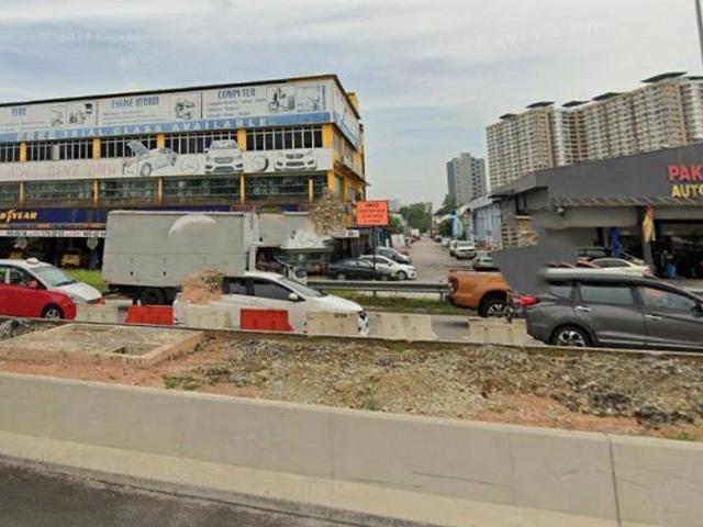 Warehouse for rent in Petaling, Alam Impian
